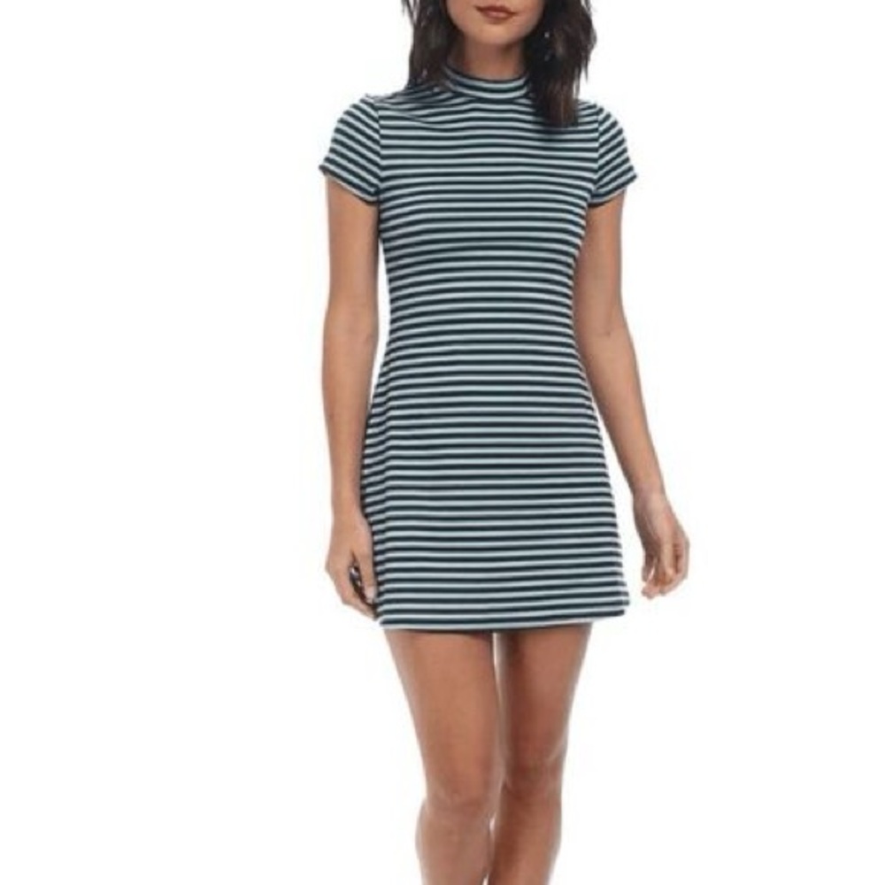FREE PEOPLE BEACH ON THE LINE MOCK NECK SHORT SLEEVE MINI DRESS